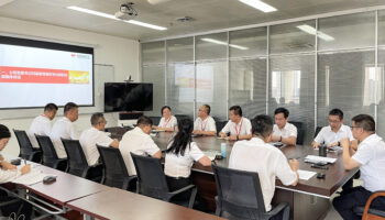 玉柴物流集團黨委召開“黨旗引領，使命擔當”基層黨支部新老書記交接座談會